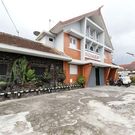 Hotel Reddoorz Near Rs Sarjito Yogyakarta Exterior foto