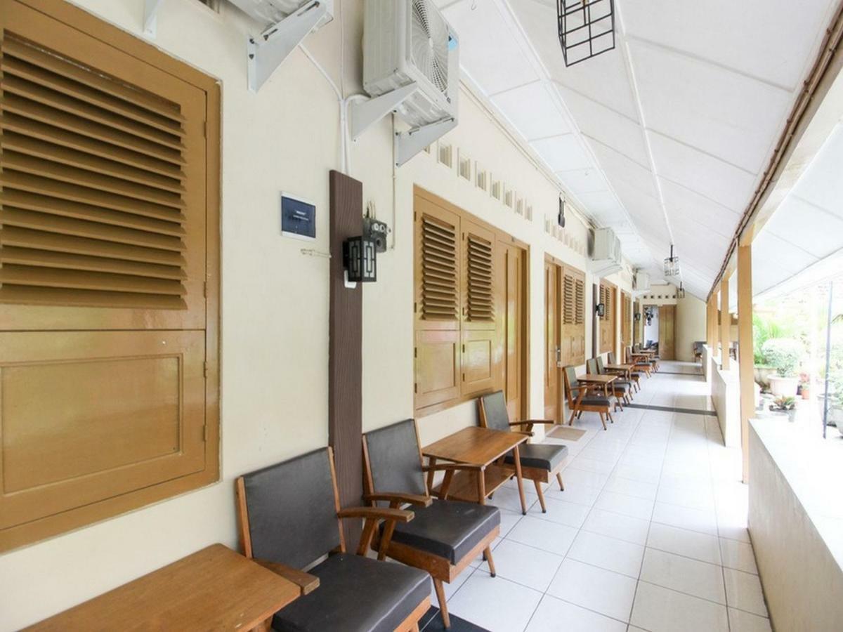 Hotel Reddoorz Near Rs Sarjito Yogyakarta Exterior foto